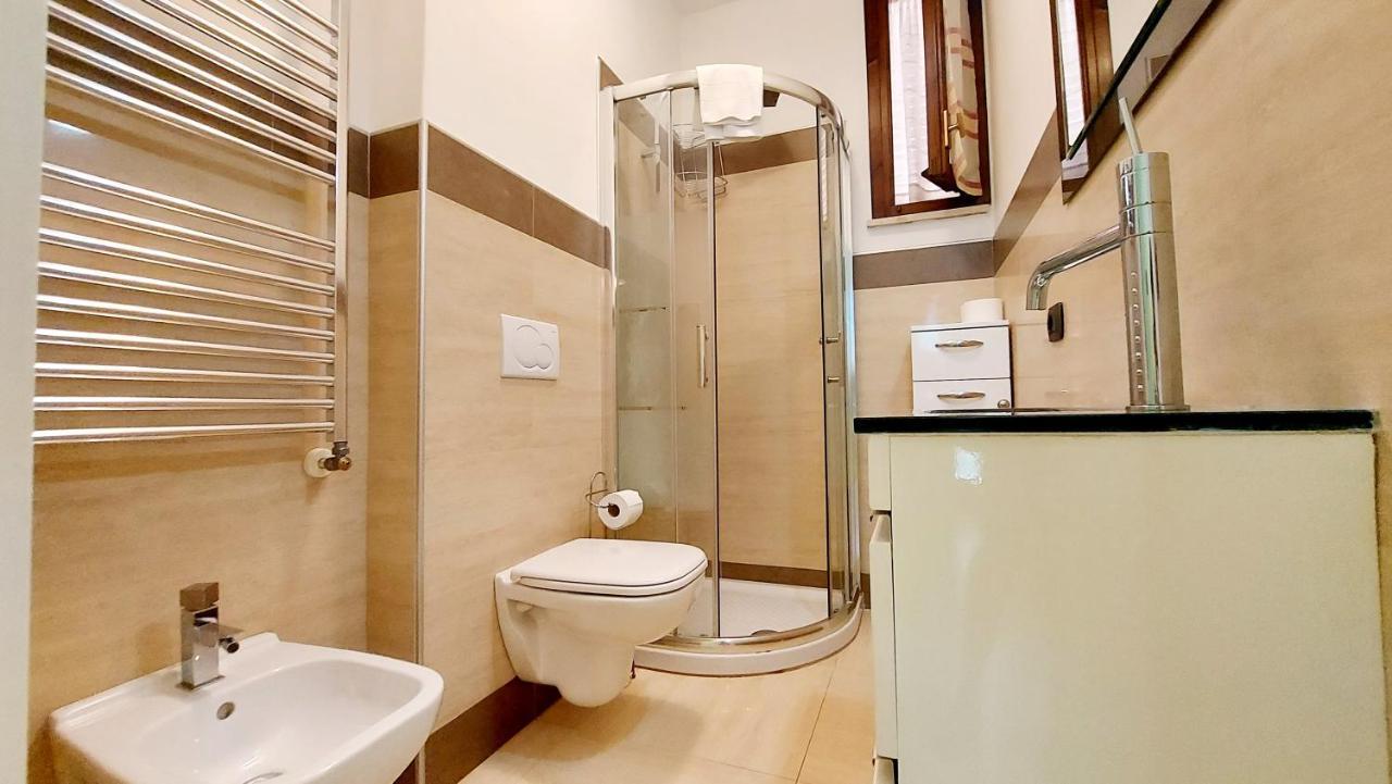 Colors Pool Apartment Bardolino Exterior foto